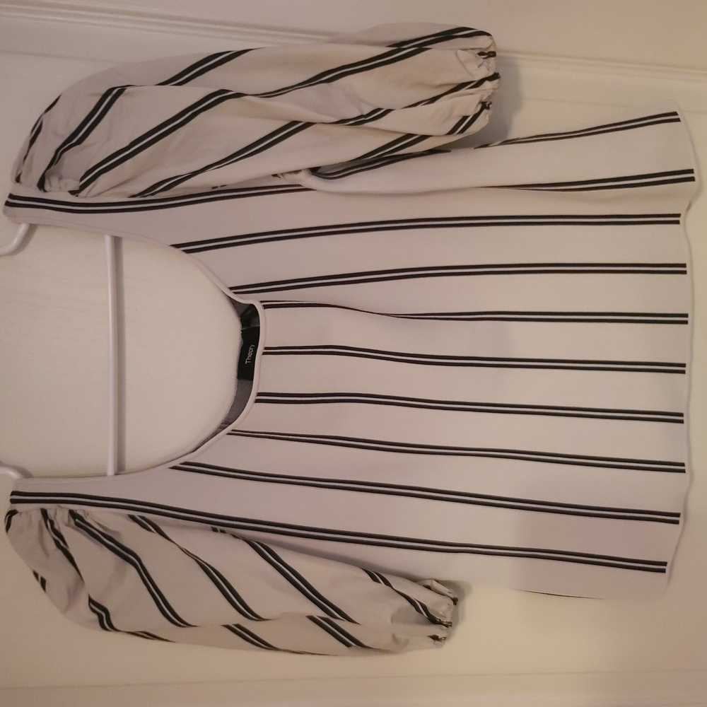 ⁰Theory Black and White Striped Blouse